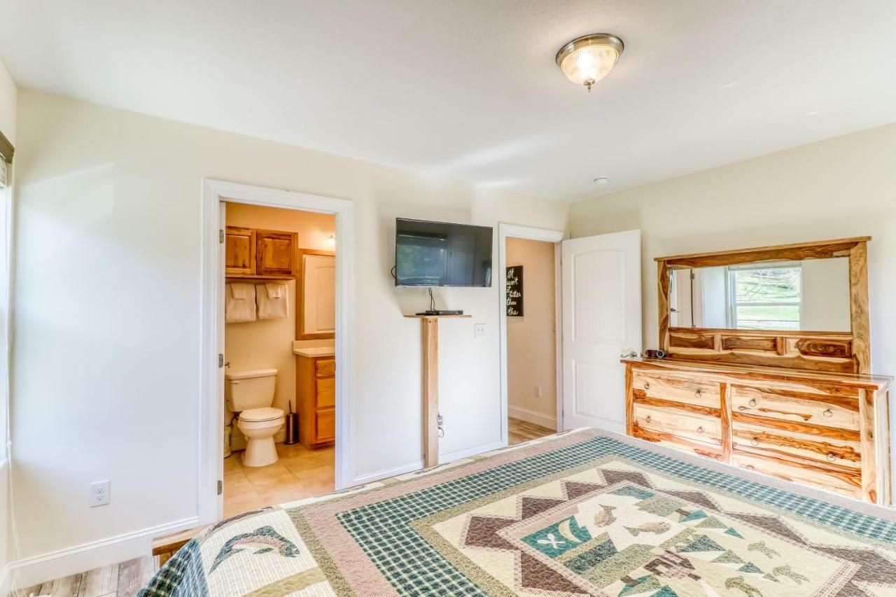 2 Bed 2 Bath Vacation Home In Whittier III Buitenkant foto