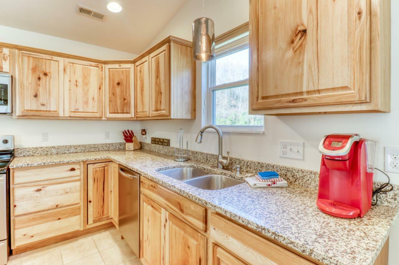 2 Bed 2 Bath Vacation Home In Whittier III Buitenkant foto