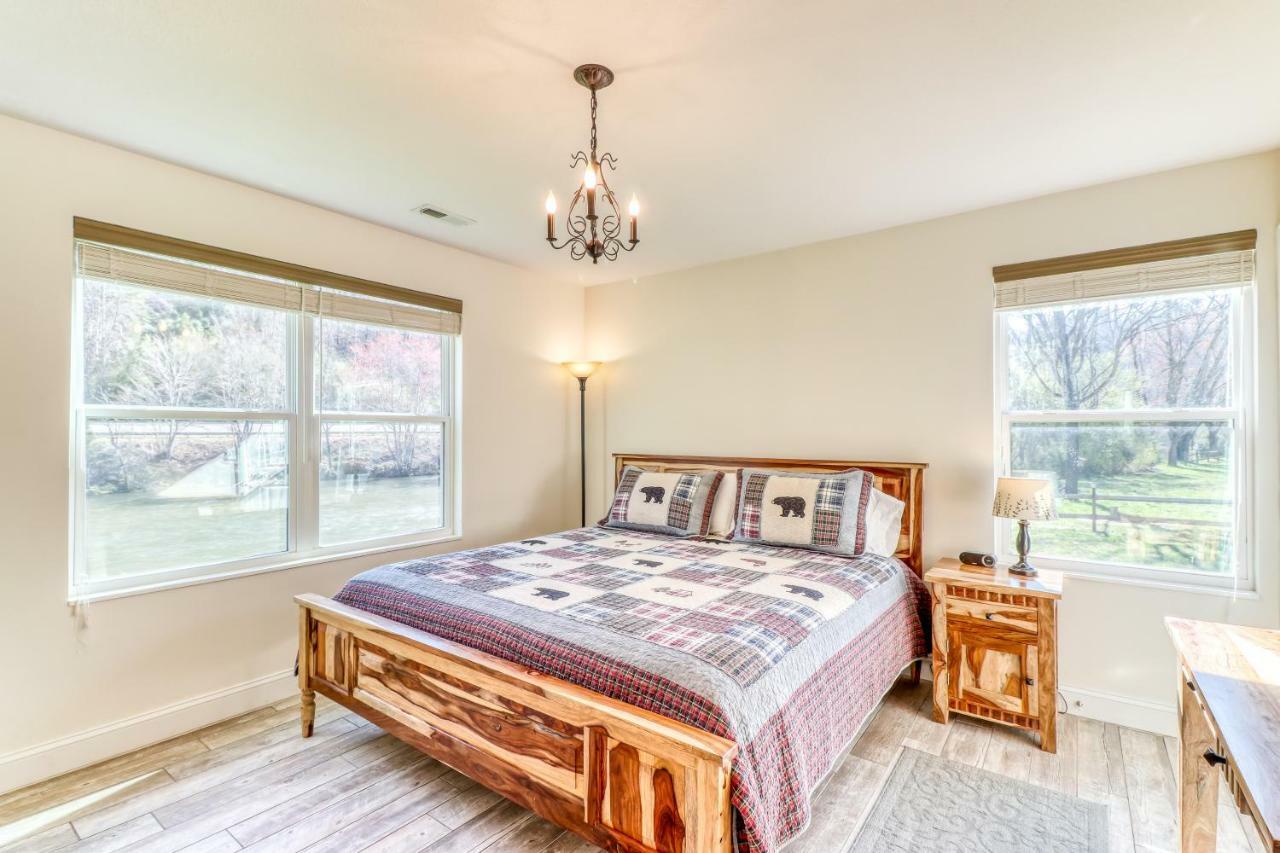2 Bed 2 Bath Vacation Home In Whittier III Buitenkant foto